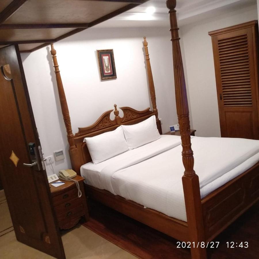 Shravanthi Sarovar Portico Bangalore Eksteriør billede