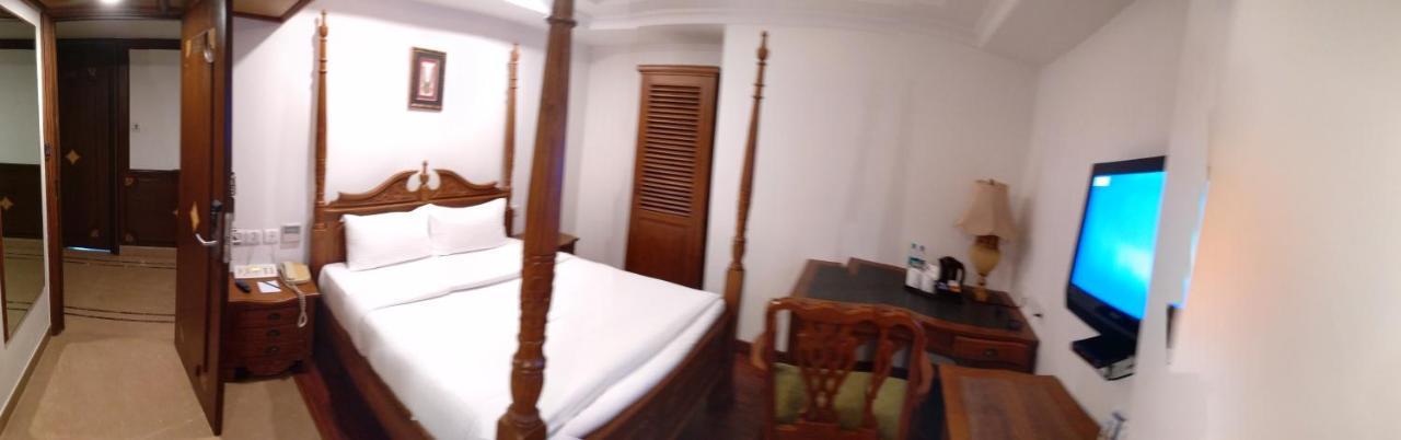 Shravanthi Sarovar Portico Bangalore Eksteriør billede
