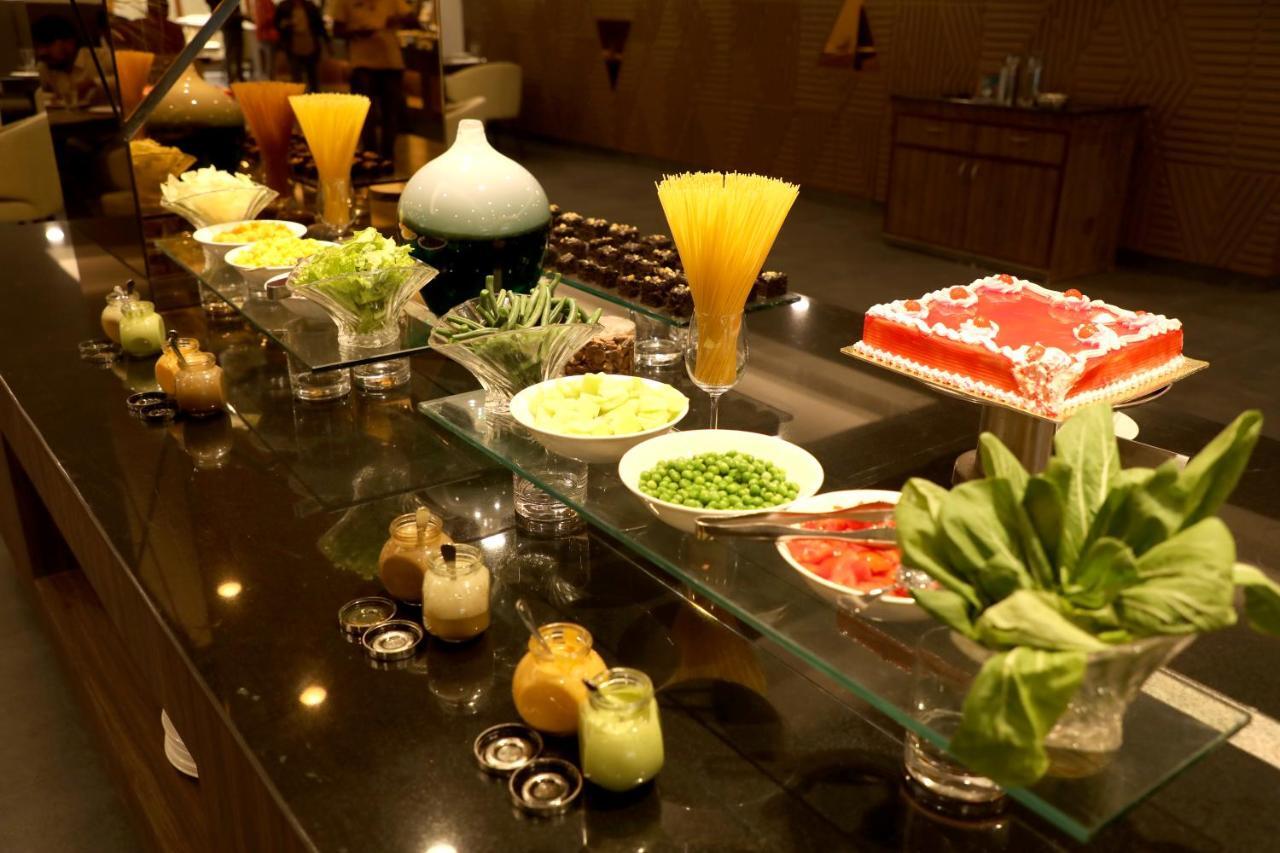 Shravanthi Sarovar Portico Bangalore Eksteriør billede